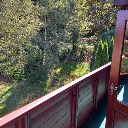 Monteurwohnung Aroba Fehrenbach Esterno foto