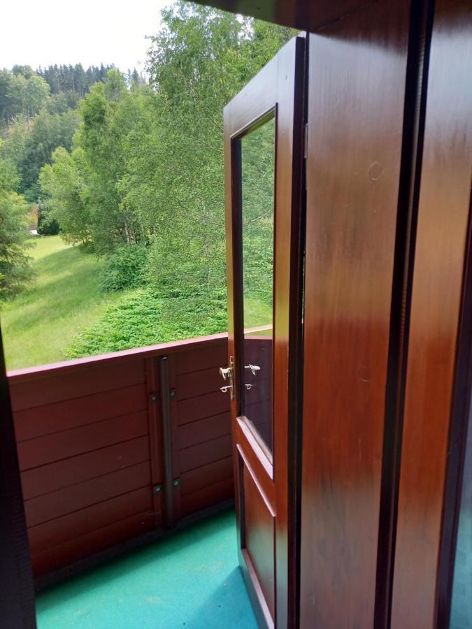 Monteurwohnung Aroba Fehrenbach Esterno foto